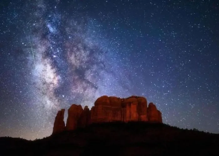 Heart Of Hideaway In The Desert
